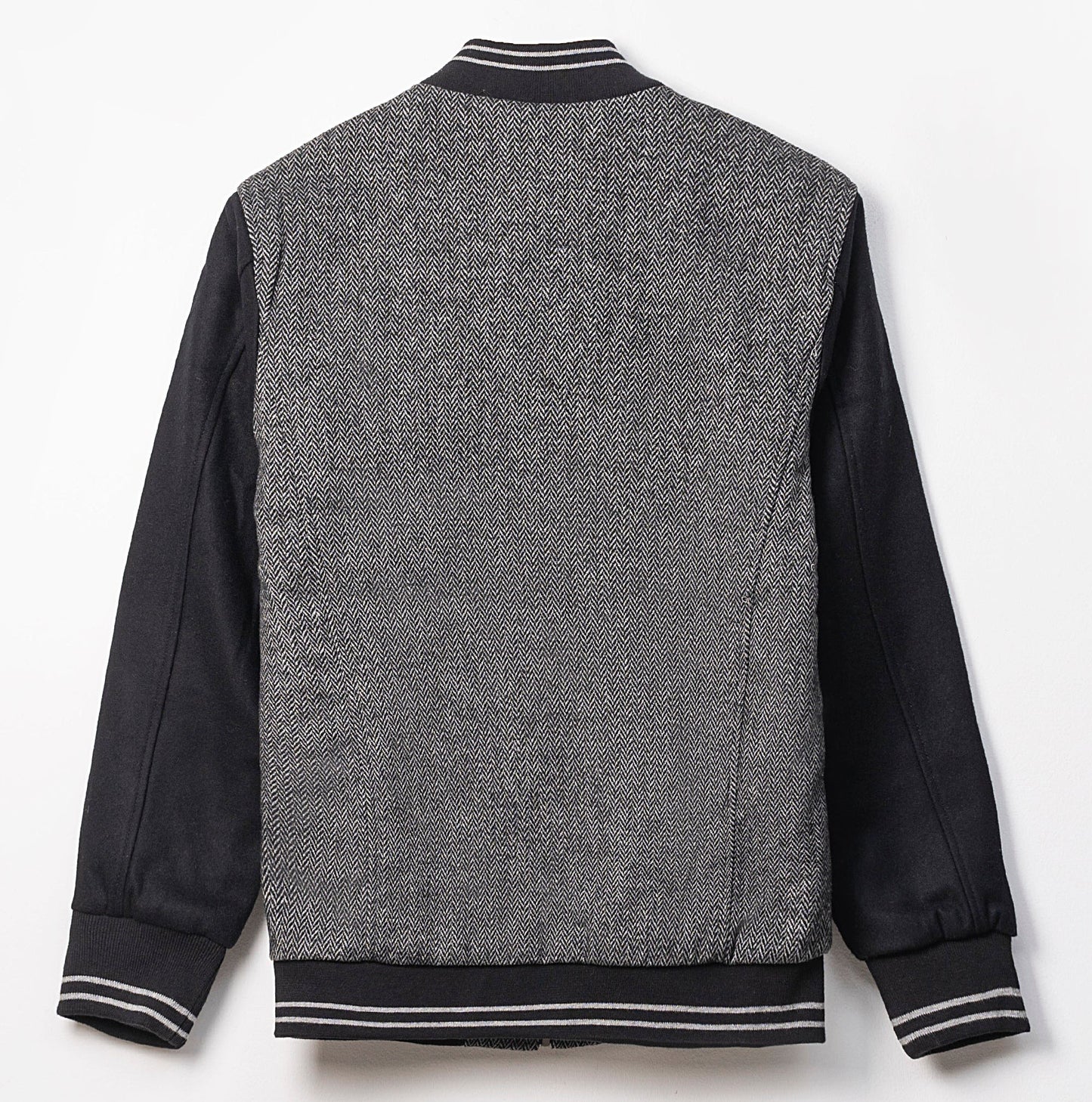 WOOLEN JACKET GREY BLACK - Diseños